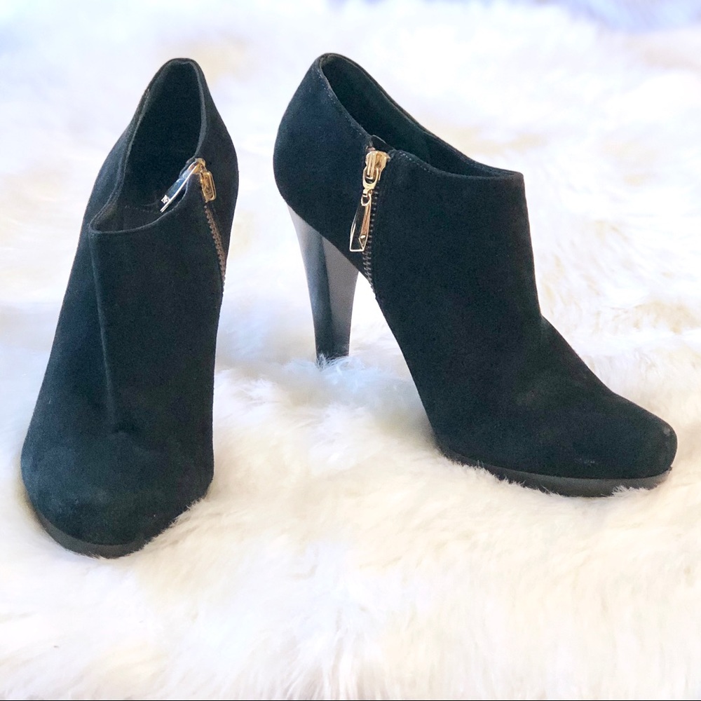Diane von Furstenberg Black Suede Ankle Booties Sz 8.5